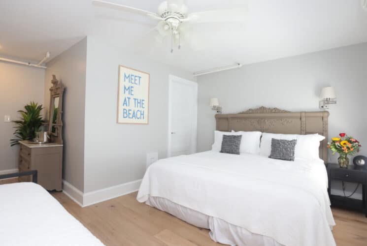 Deluxe King with Trundle – Room 34