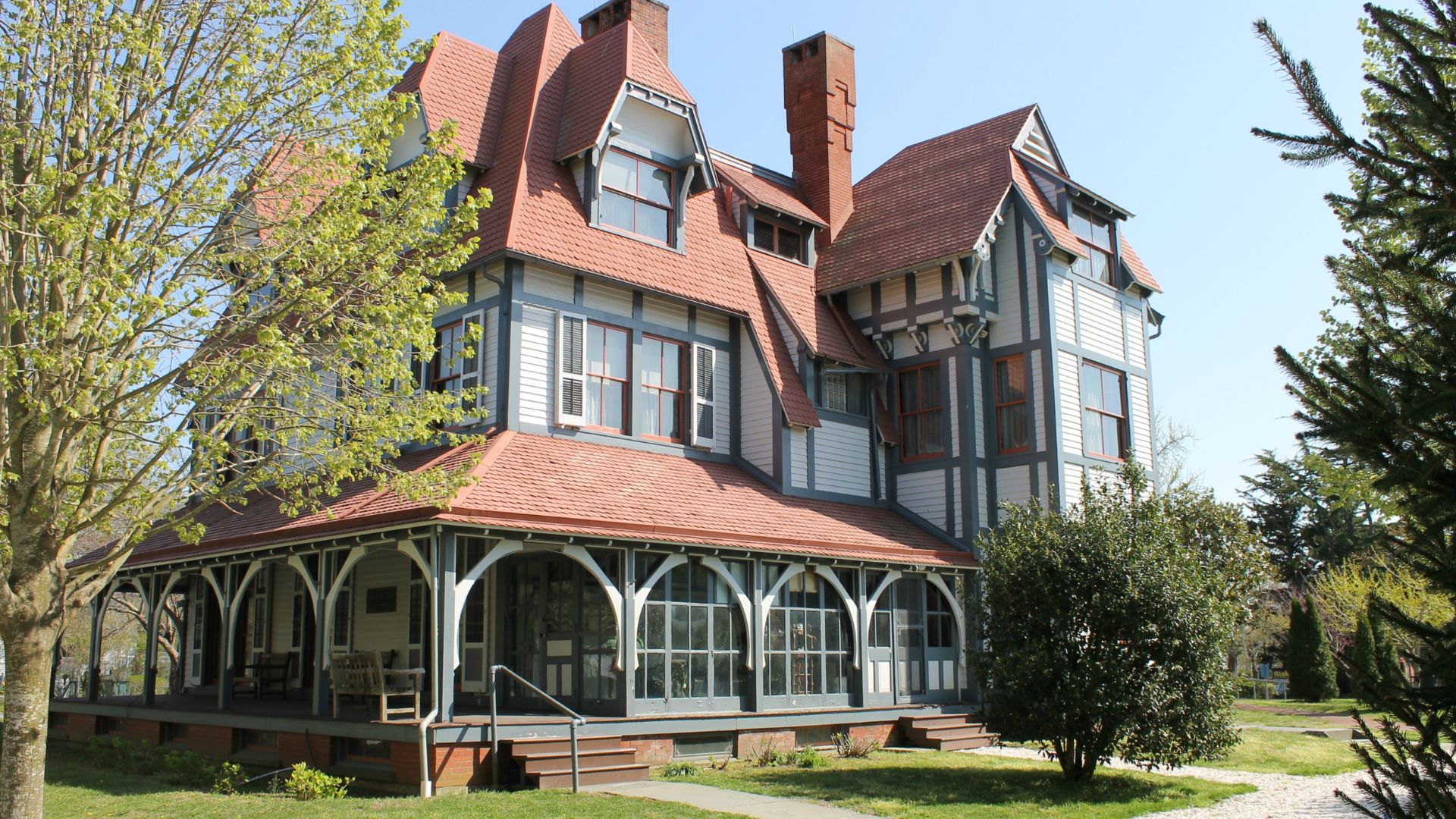 Exterior of Emlen Physick Estate